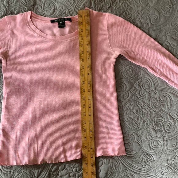 Marc Jacobs Cropped Pink T - Picture 4 of 6